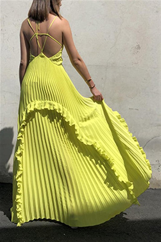 Green Halter Neck Pleated Maxi Dress